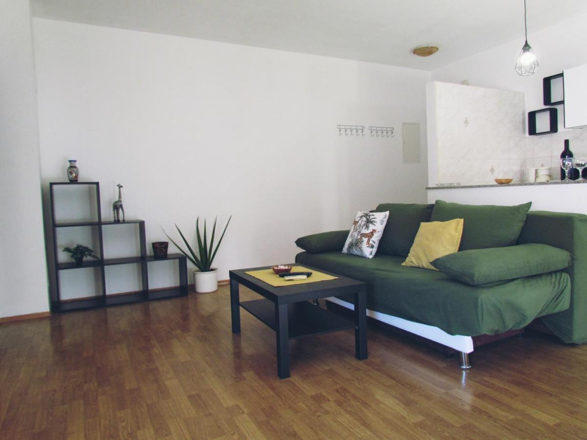 Apartman Petra Kaštela Exteriör bild
