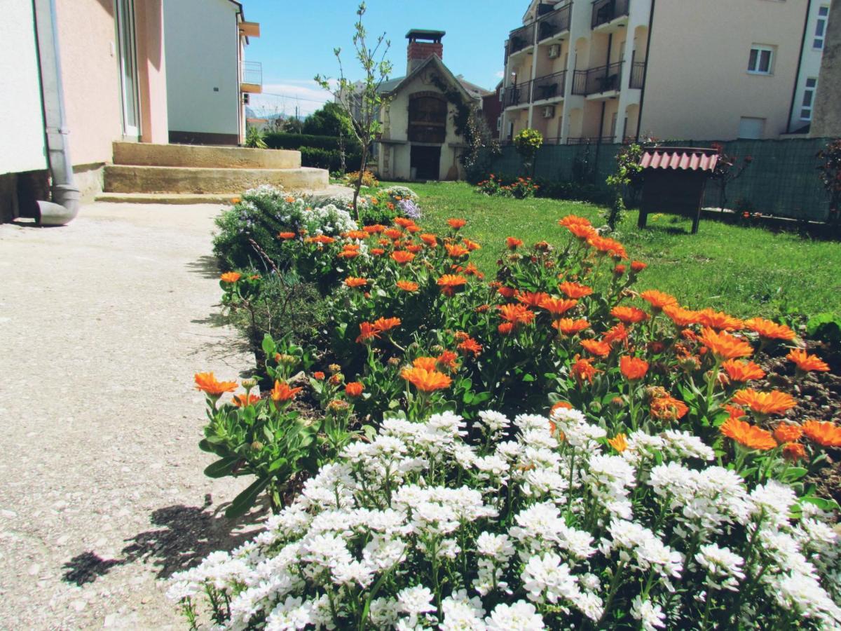 Apartman Petra Kaštela Exteriör bild