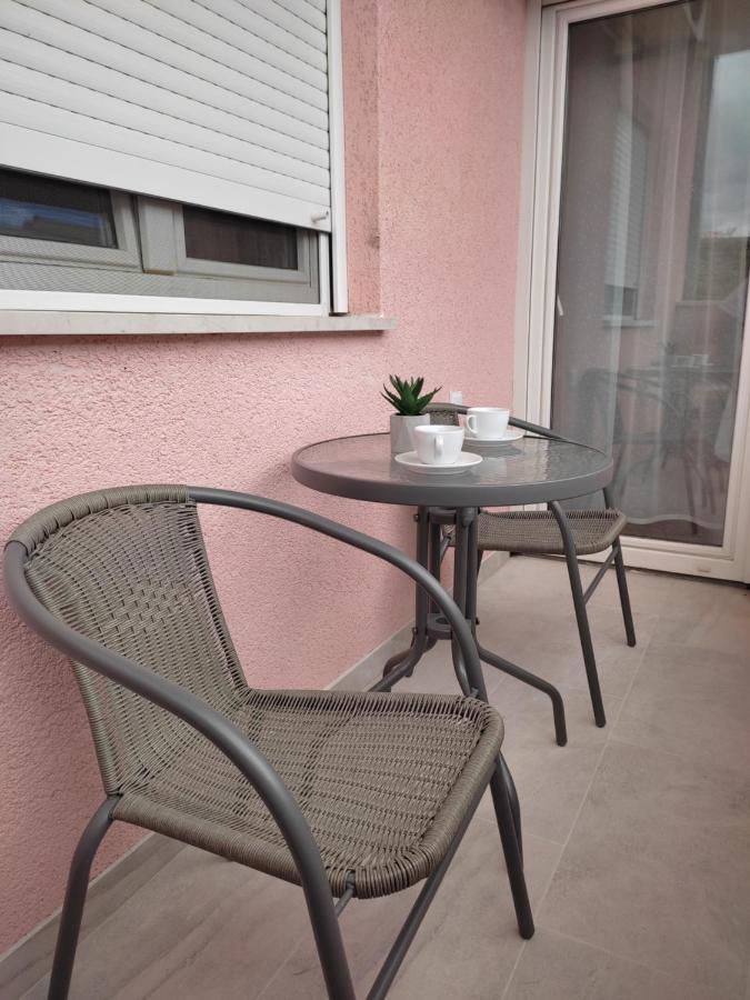 Apartman Petra Kaštela Exteriör bild