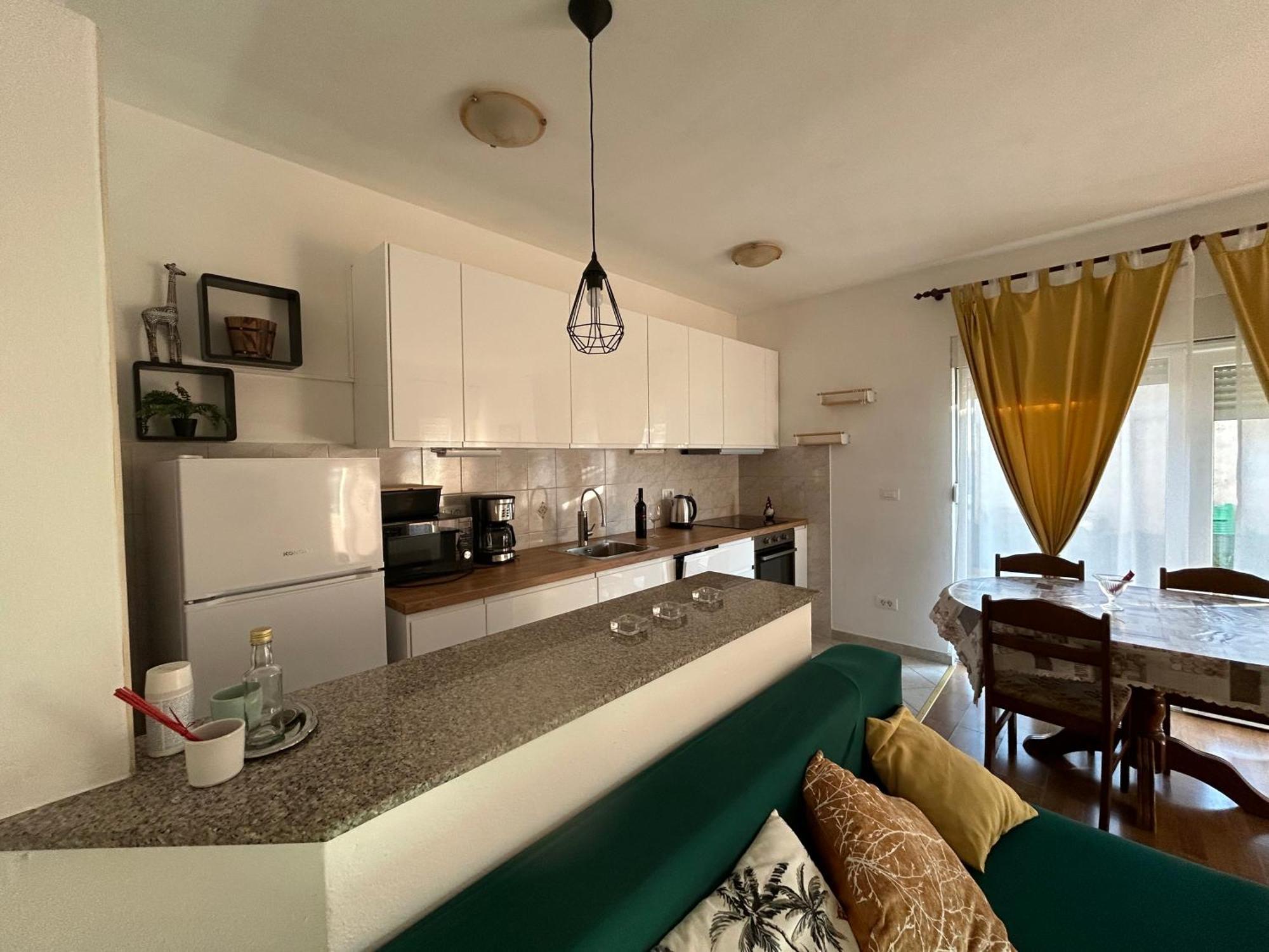Apartman Petra Kaštela Exteriör bild