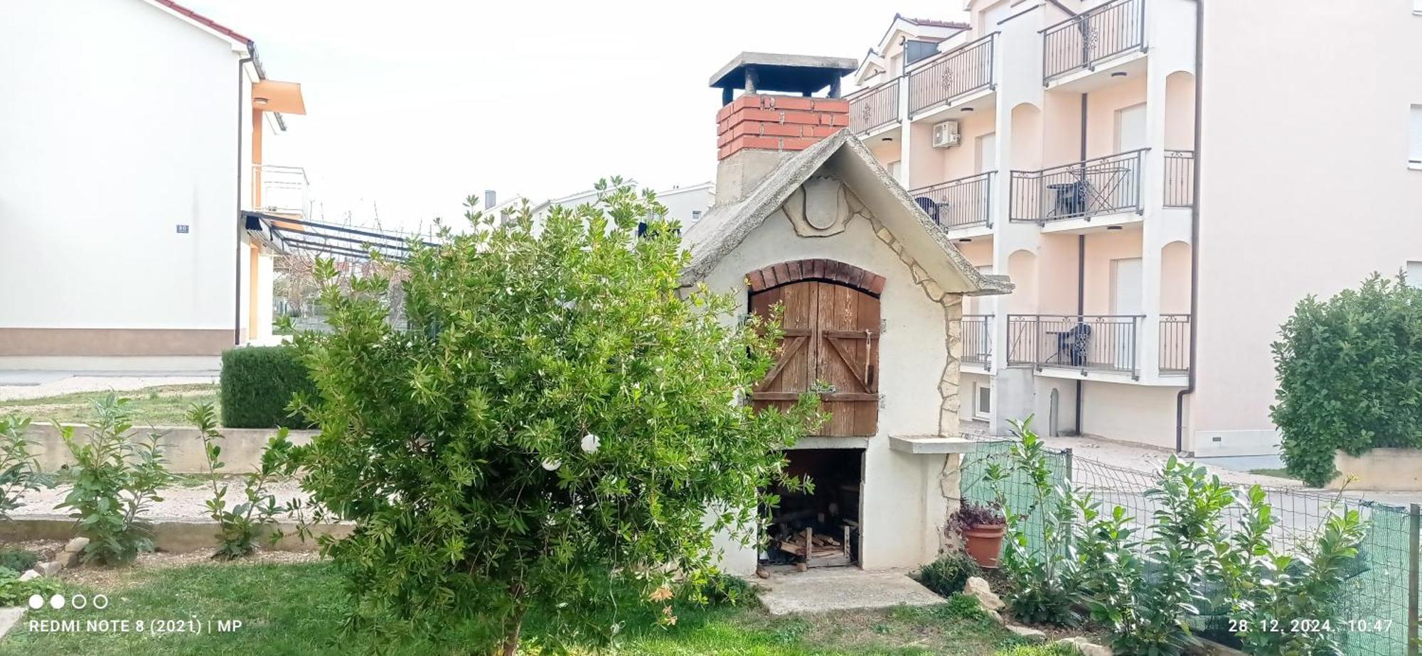 Apartman Petra Kaštela Exteriör bild