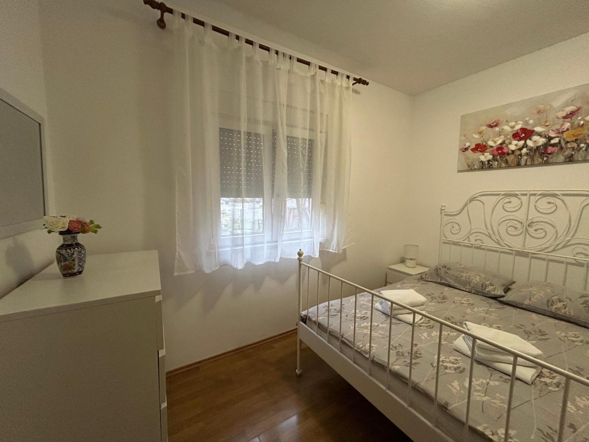 Apartman Petra Kaštela Exteriör bild